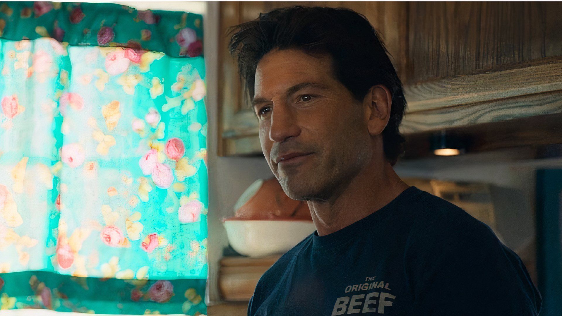 Jon Bernthal as Mikey on The Bear