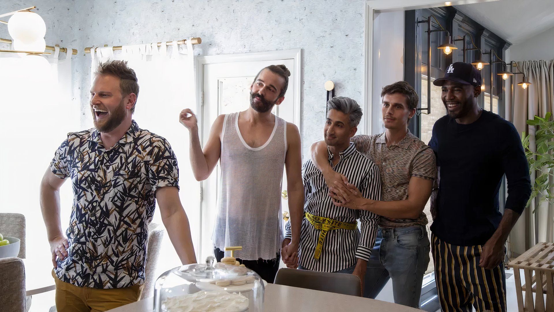 Джонатан Ван Несс из Queer Eye опроверг обвинения в жестоком обращении с ними на съемках шоу Netflix