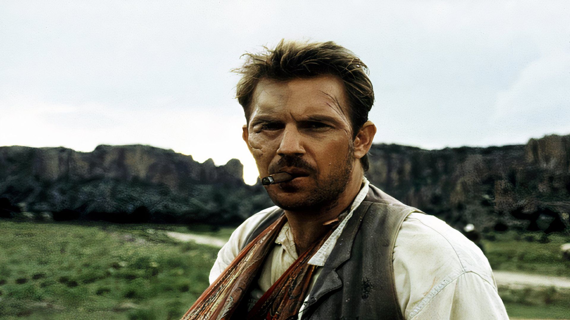 Kevin Costner Directed the Greatest Modern Western Shootout