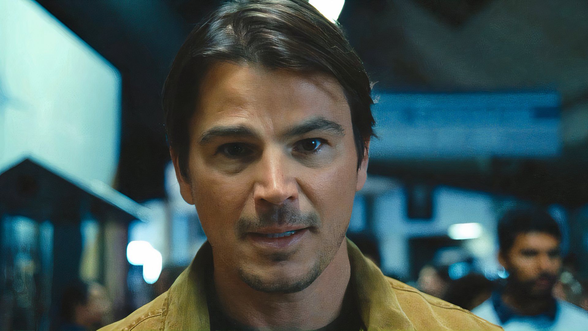 Josh Hartnett in a trap