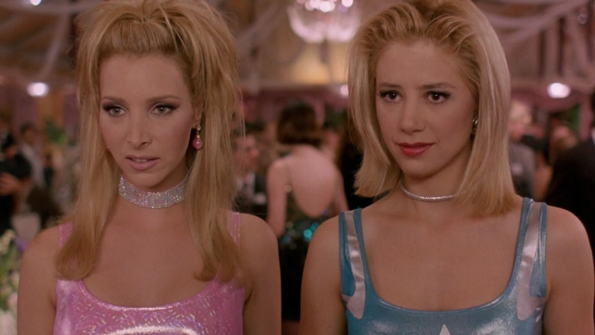 Lisa Kudrow Shares Huge Romy & Michele's High School Reunion Sequel Update