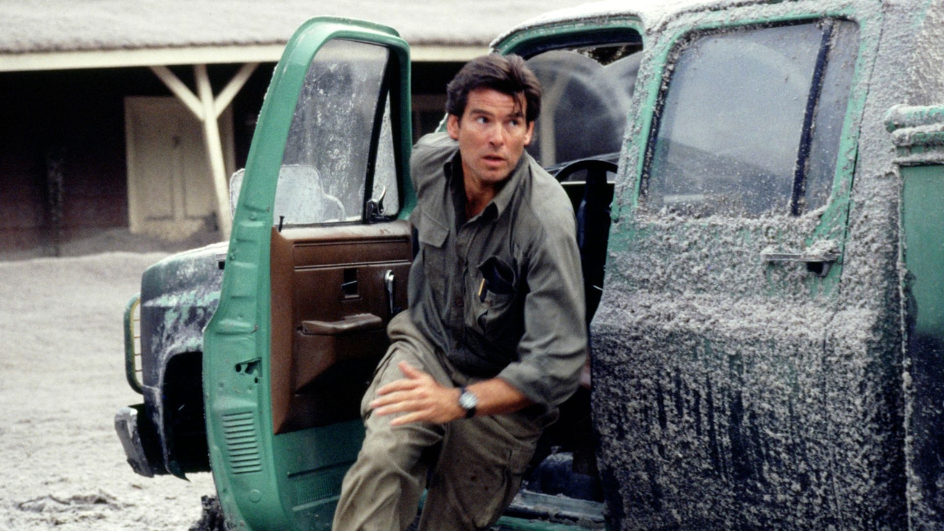 James Bond Fans Want Former Star Pierce Brosnan To Return as an Aged 007