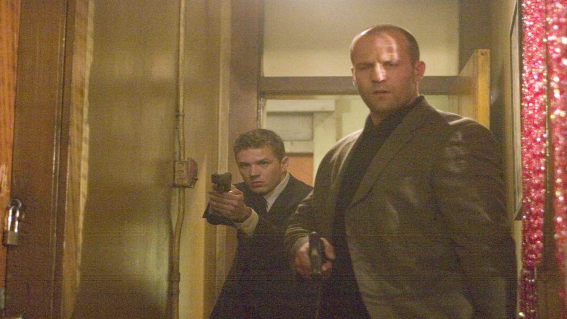 Ryan Phillippe & Jason Statham in a scene from Chaos