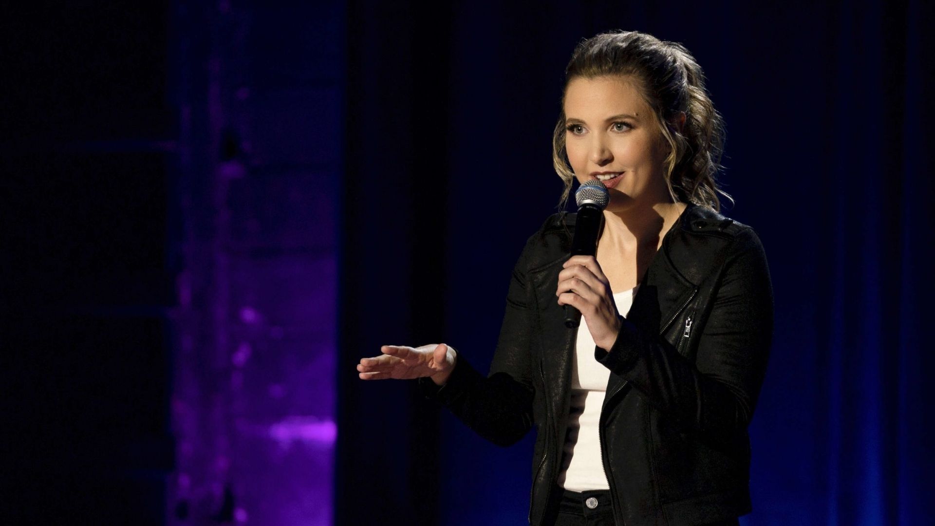 10 Funny Stand-Up Comedies to Watch Out For