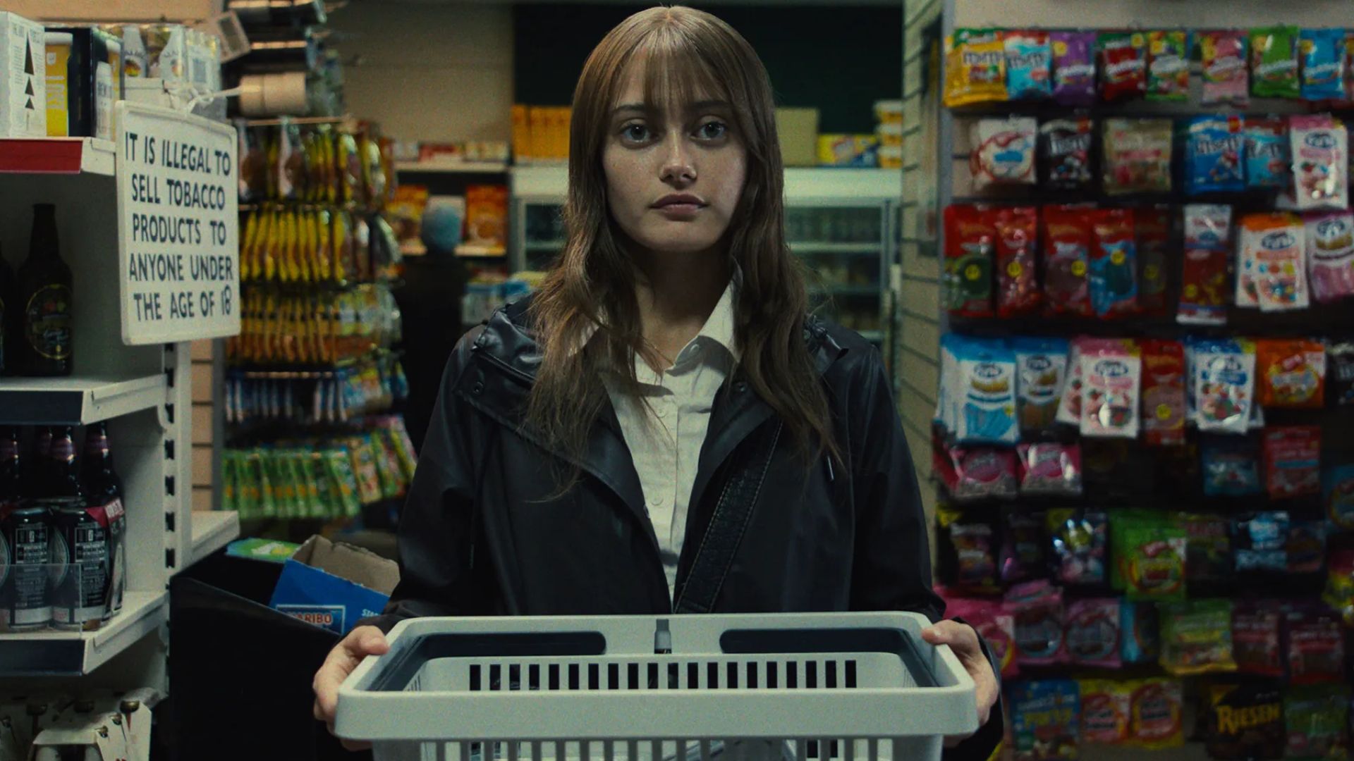 You Need to Watch Ella Purnell's Sweetpea With 92% on Rotten Tomatoes