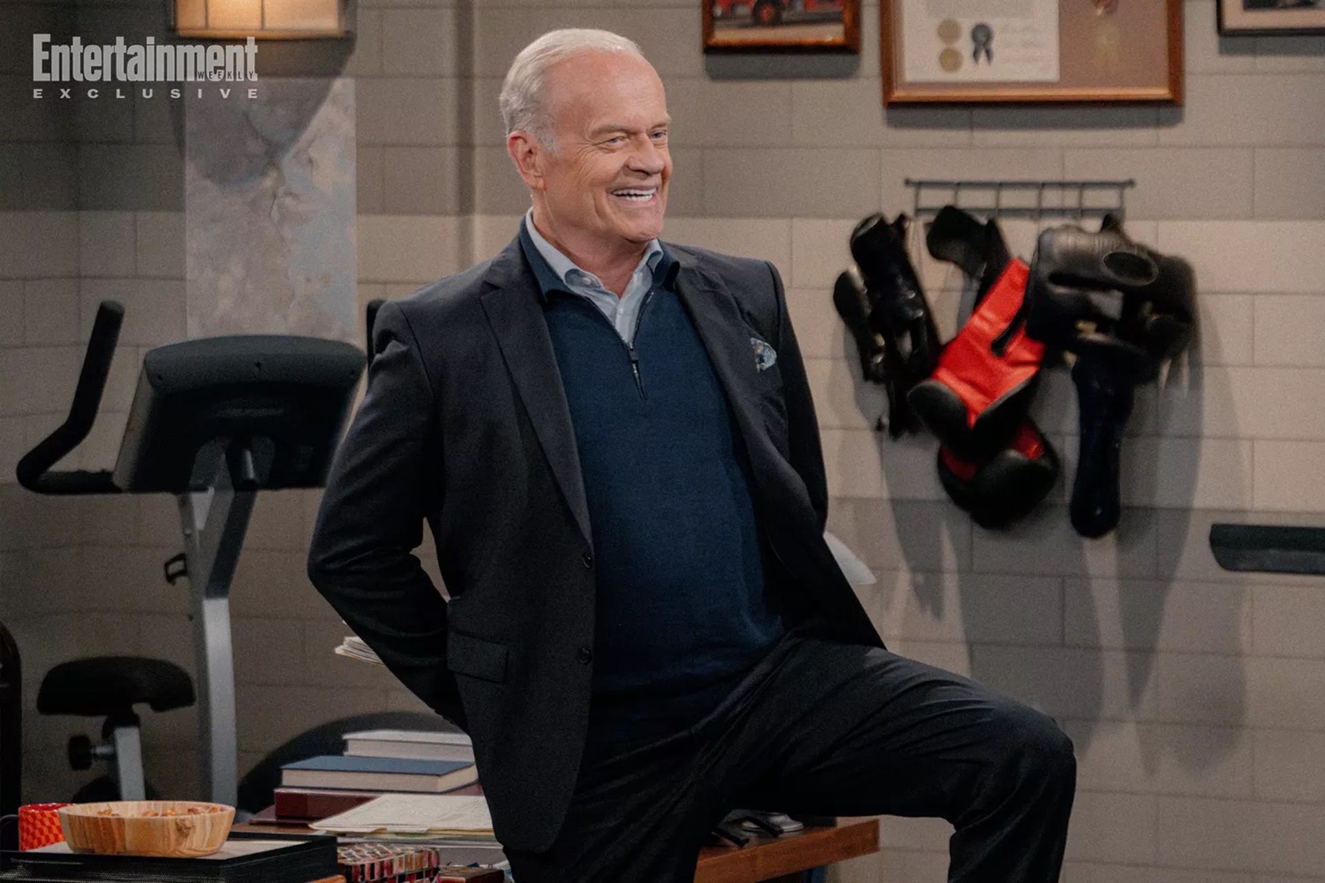 Frasier Season 2 First Look Reveals a Beloved Original Characters Return