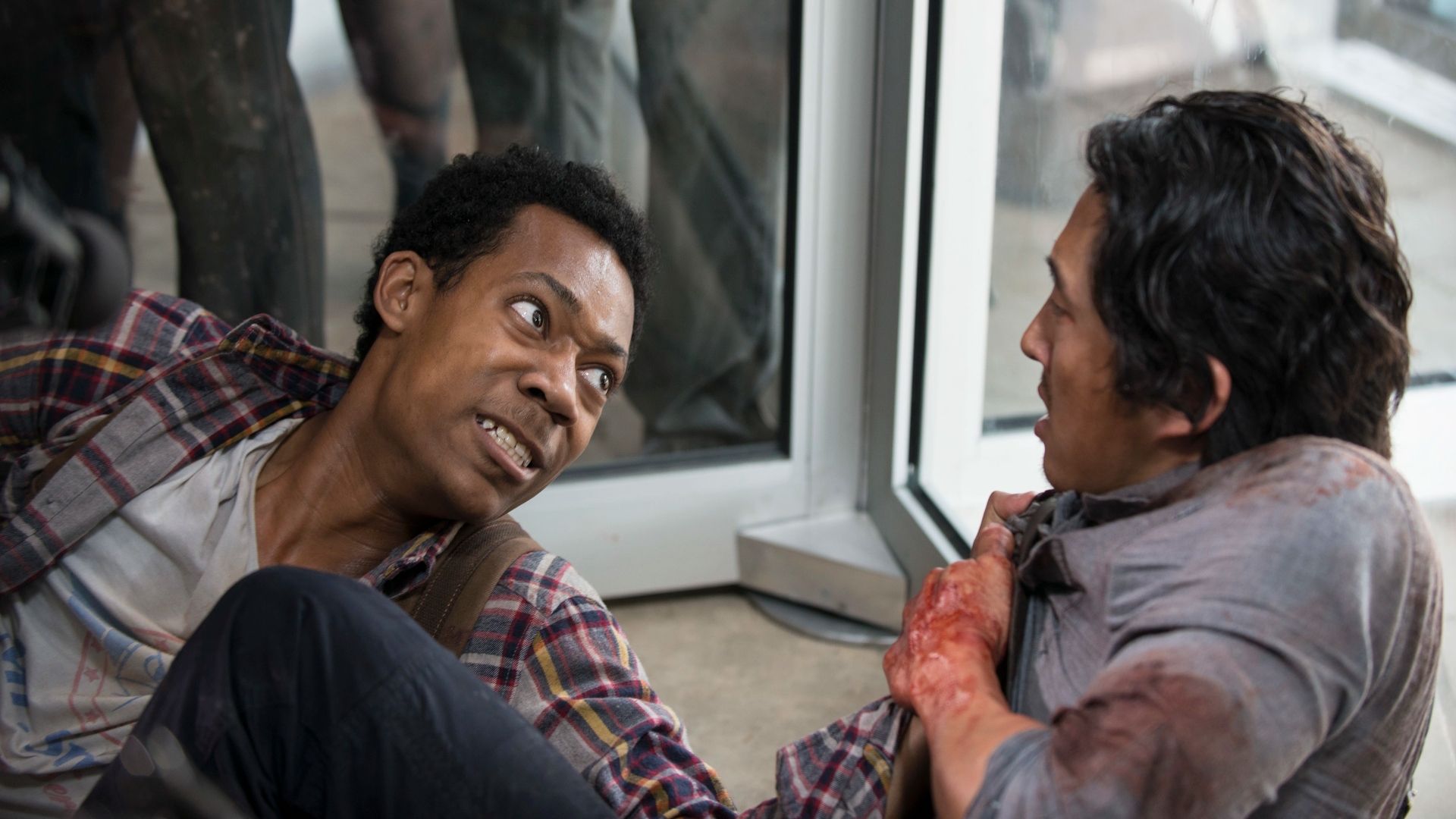 Noah & Glenn in a scene from The Walking Dead