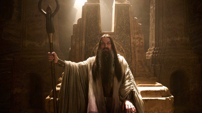 Rings of Power Star Daniel Weyman Shares if The Stranger Could Be Gandalf