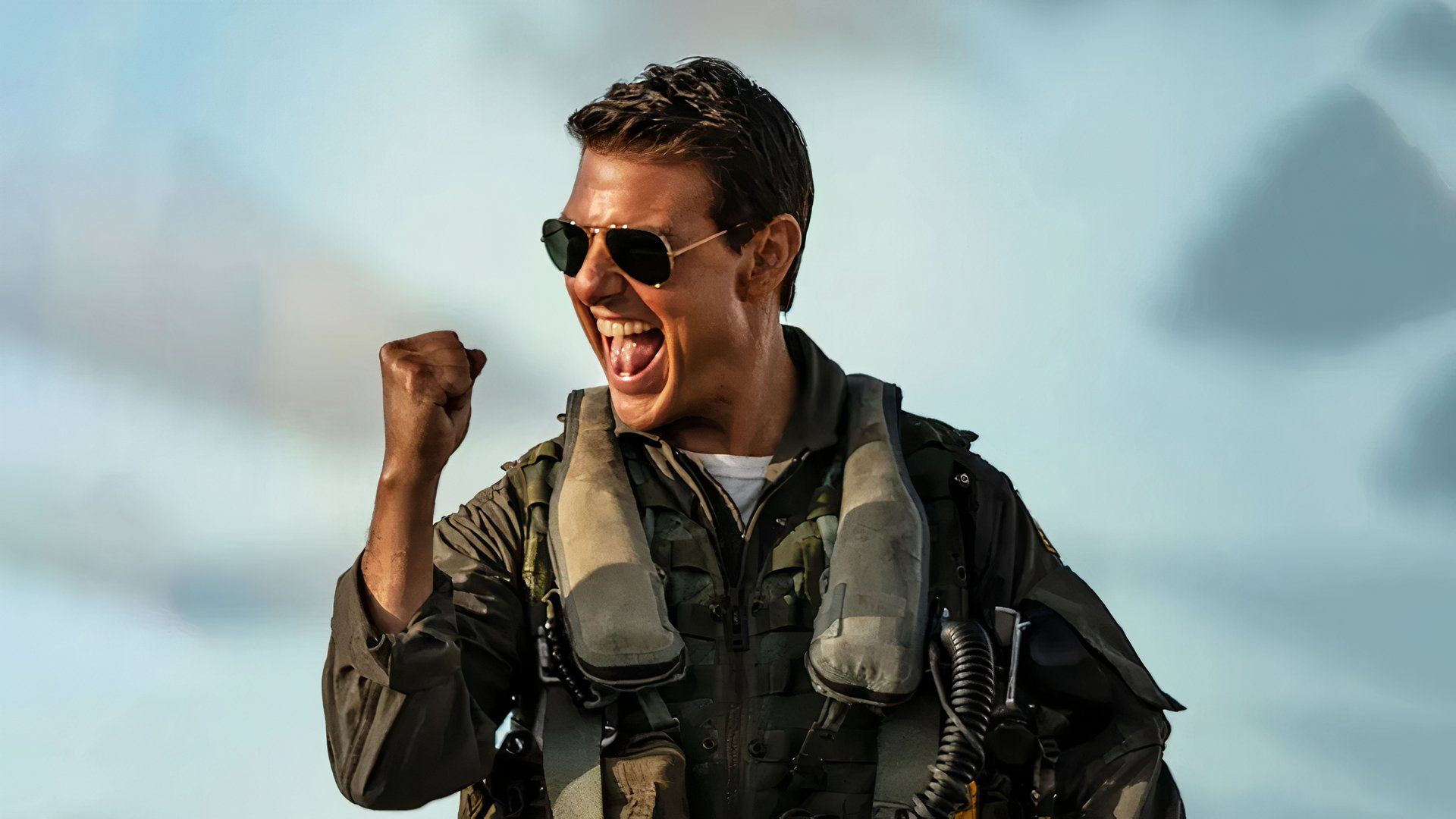 Top Gun Maverick Reviewed by Iconic Fighter Pilot for Realism