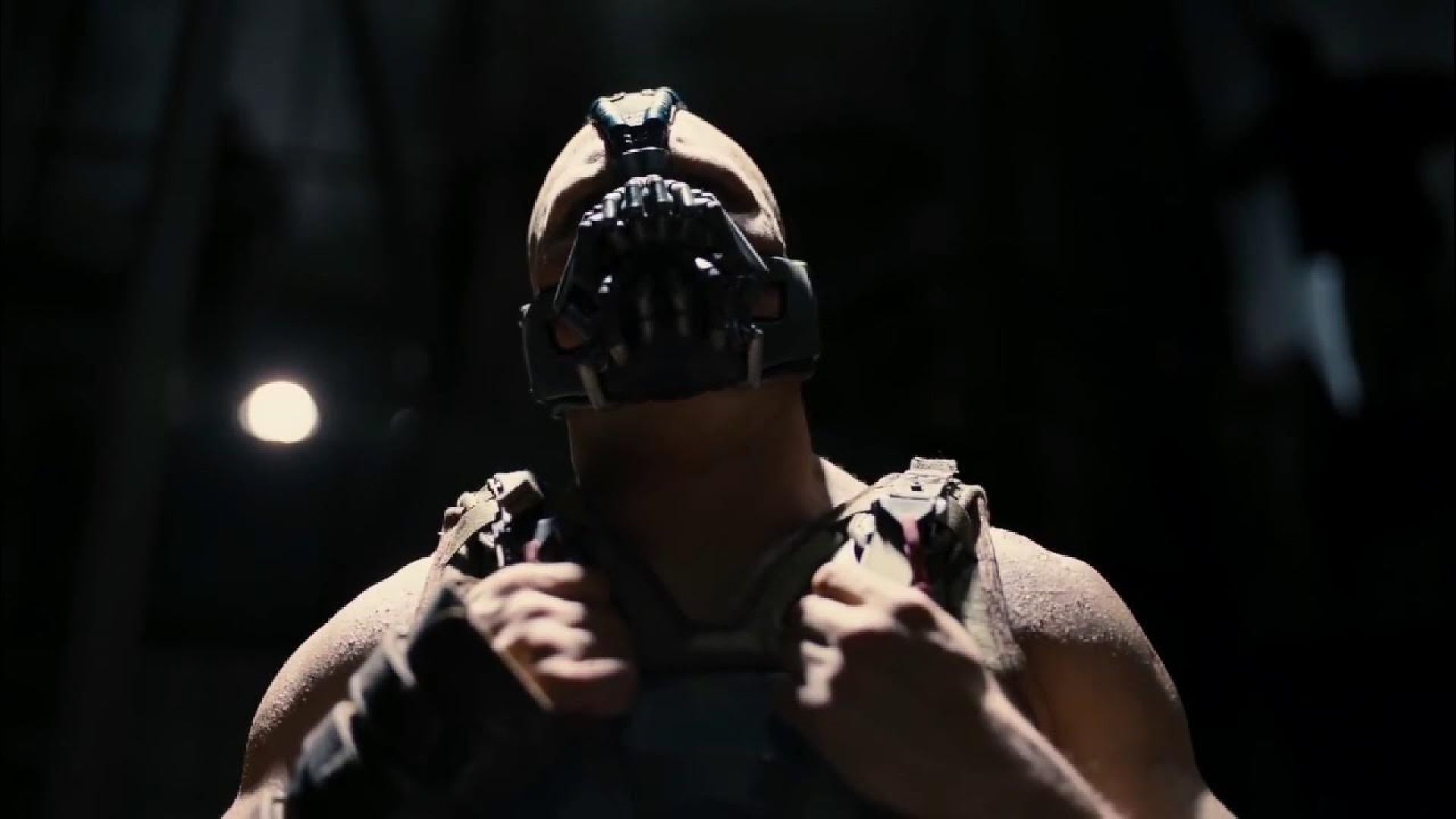 Batman Villains Bane & Deathstroke Could Be Getting Their Own DCU Movie