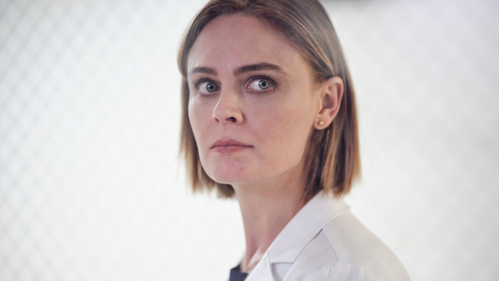 Emily Deschanel in Continue (2024)