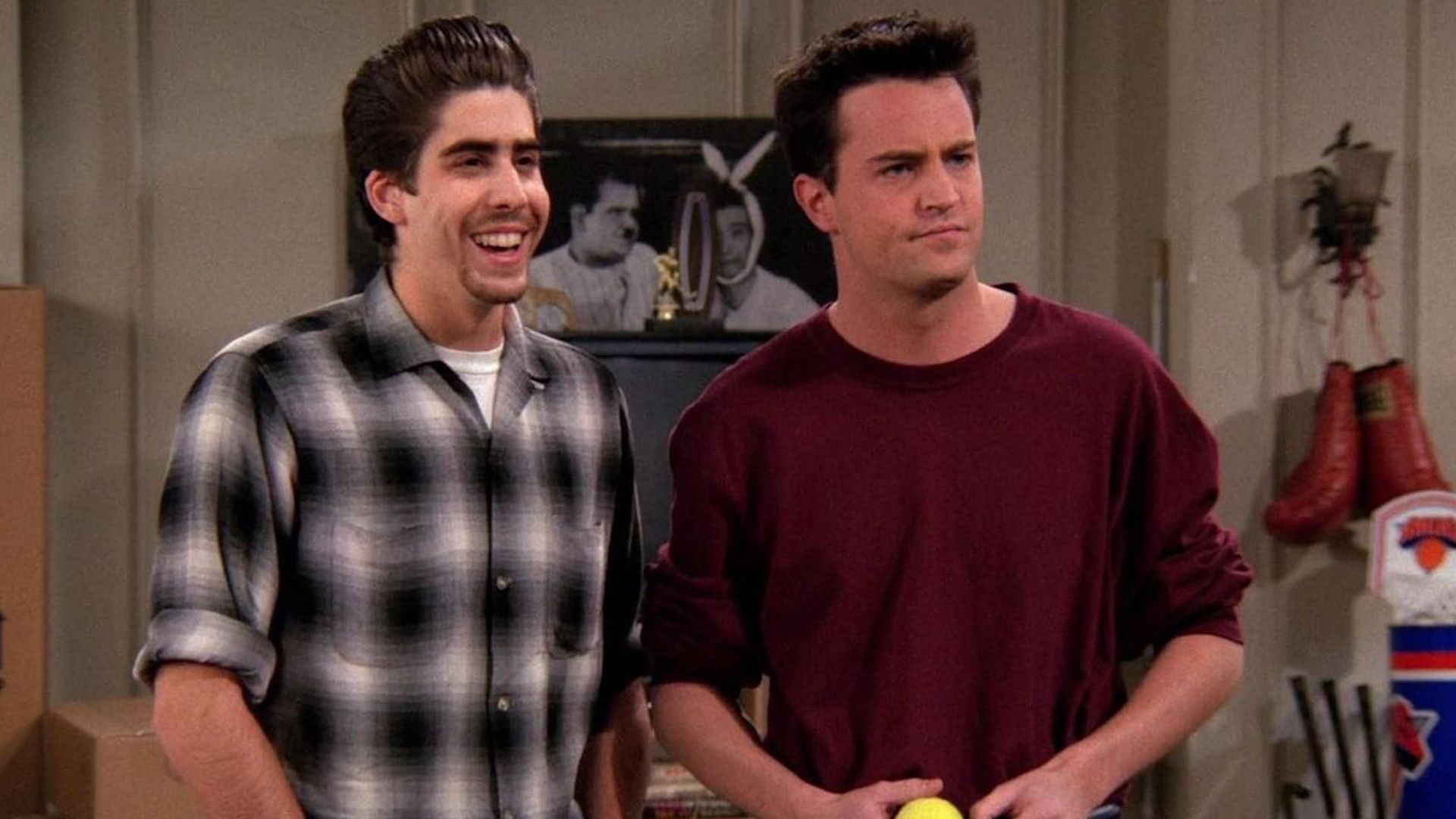 Friends Actor Calls Sitcom's Lack of Diversity 'Insane'