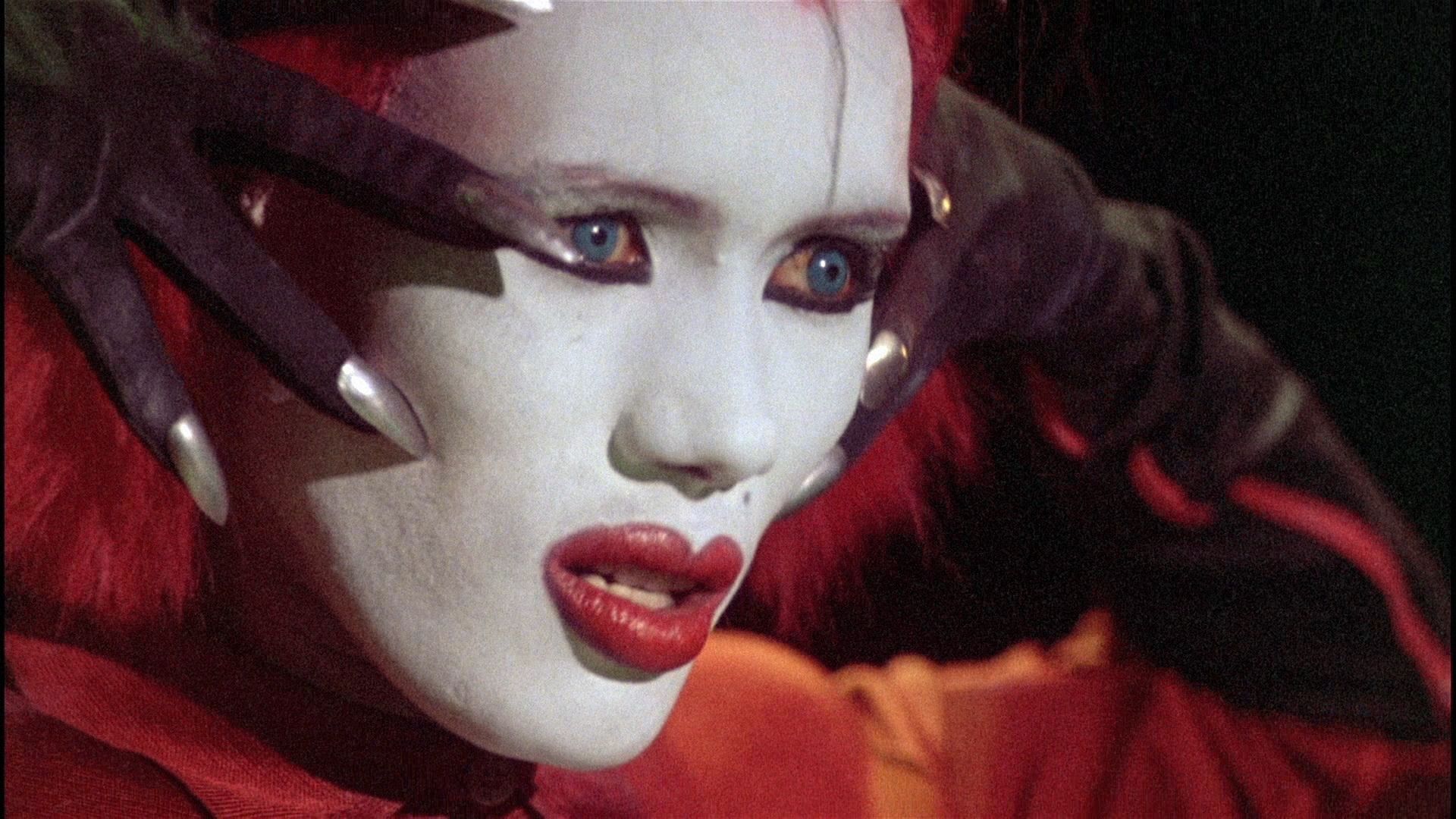 The Best Vampire Movie You've Never Heard of Is Streaming on Tubi