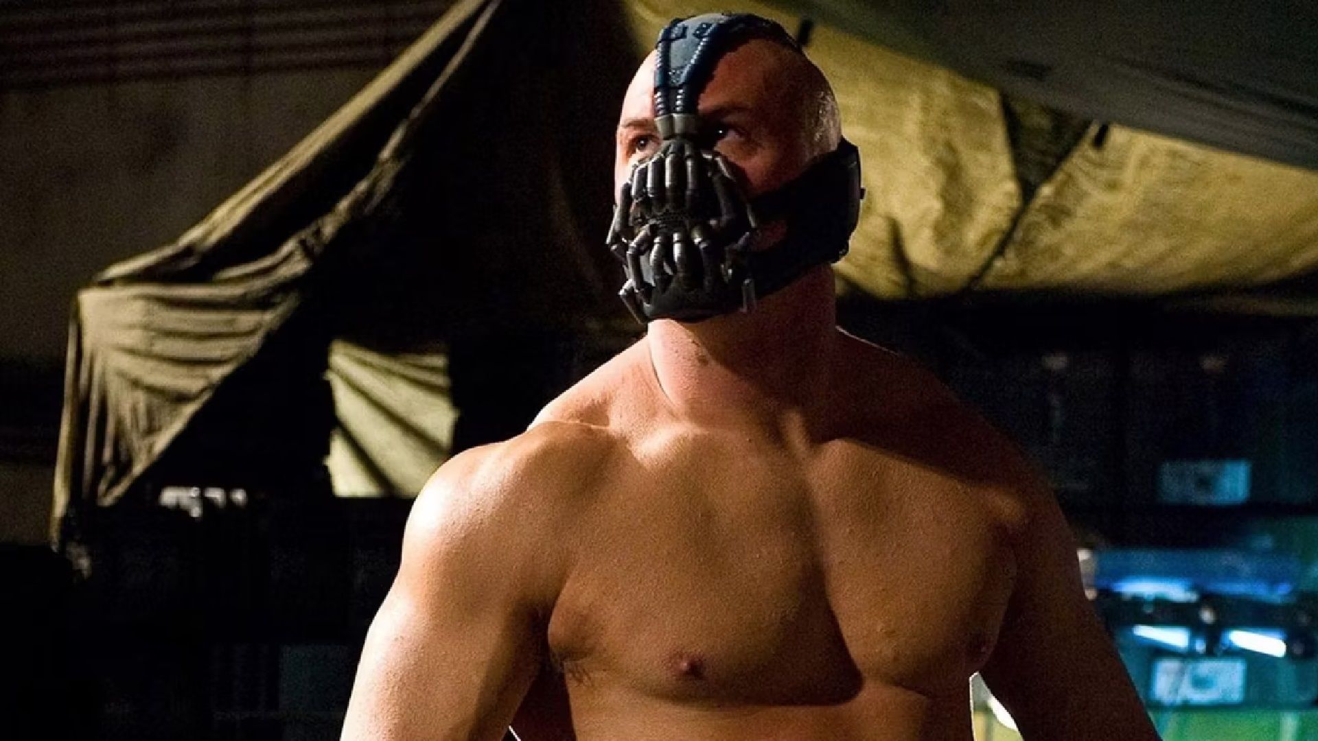 Batman Villains Bane & Deathstroke Could Be Getting Their Own DCU Movie