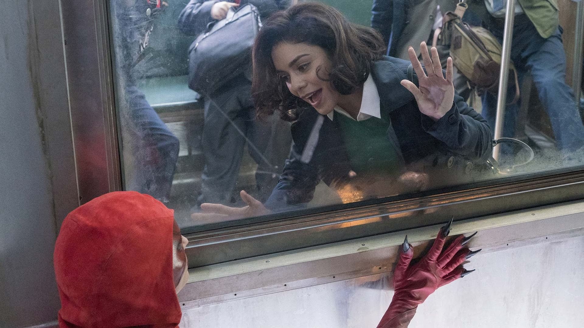 Powerless Creators Reflect on the DC Sitcom's Cancellation