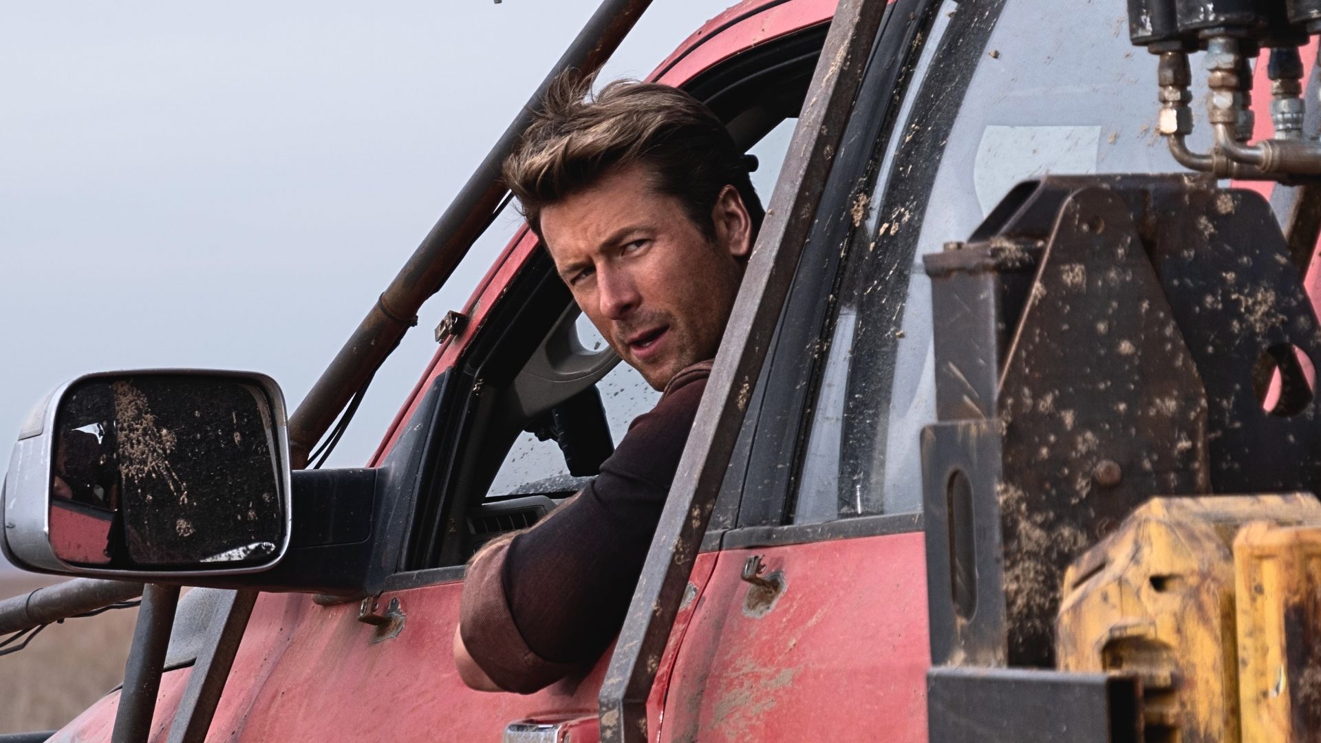 Glen Powell Got His TV Start on a Survivor Style Show Called Endurance