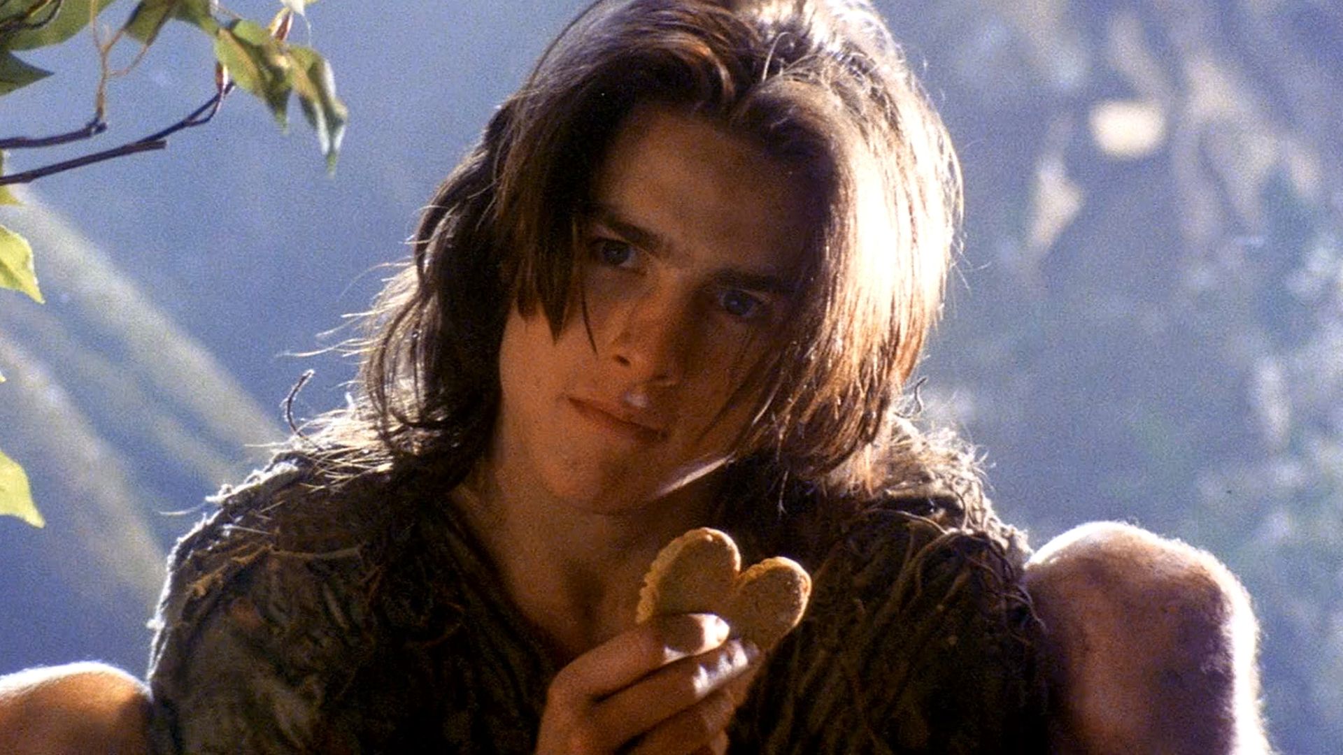 Jack holds a cookie in his hand in Legend