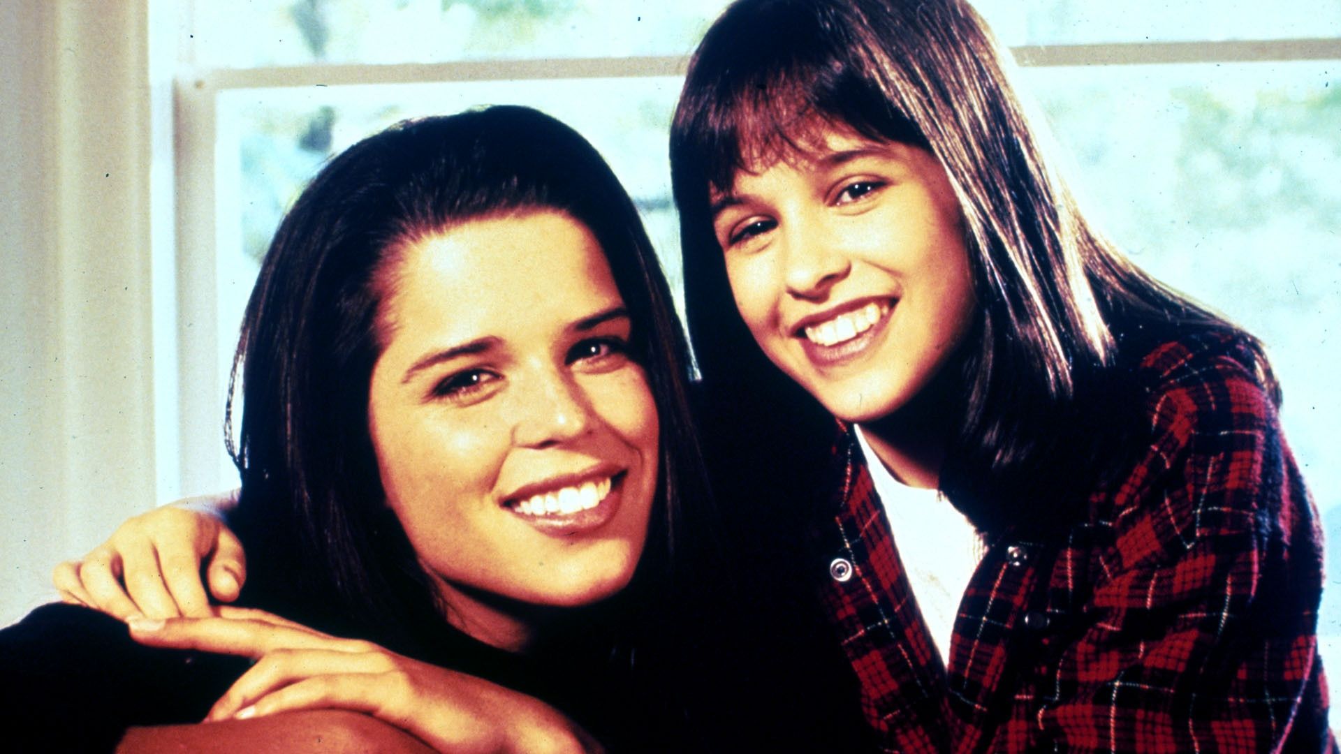 11 Best Neve Campbell Roles Outside the Scream Movies