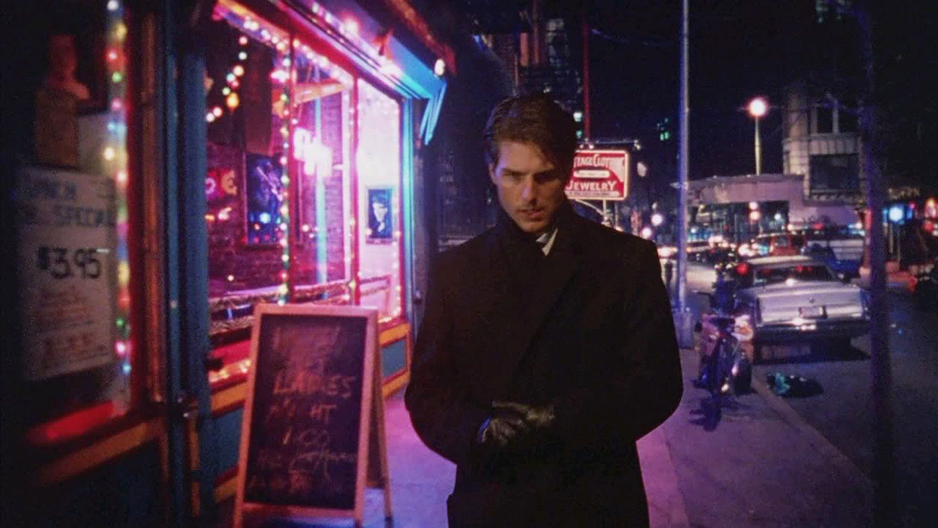 25 Years Later, Stanley Kubrick's Eyes Wide Shut Is Still Puzzling