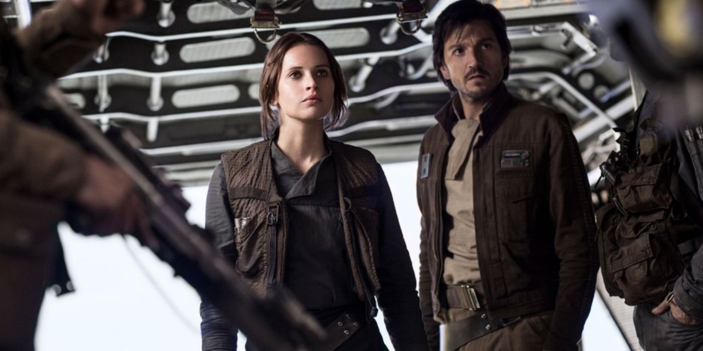 Felicity Jones and Diego Luna in Star Wars Rogue One