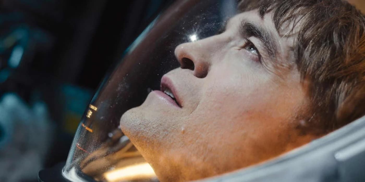 'Mickey 17' Image Brings Double Robert Pattinson in Bong Joon-ho's Delayed Sci-Fi Movie