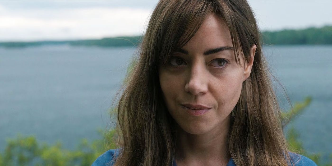 Aubrey Plaza as Elliott in 'My Old Ass'