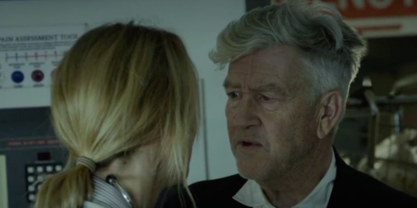 David Lynch with Laura Dern in the hospital in 2017 film The Black Ghiandola