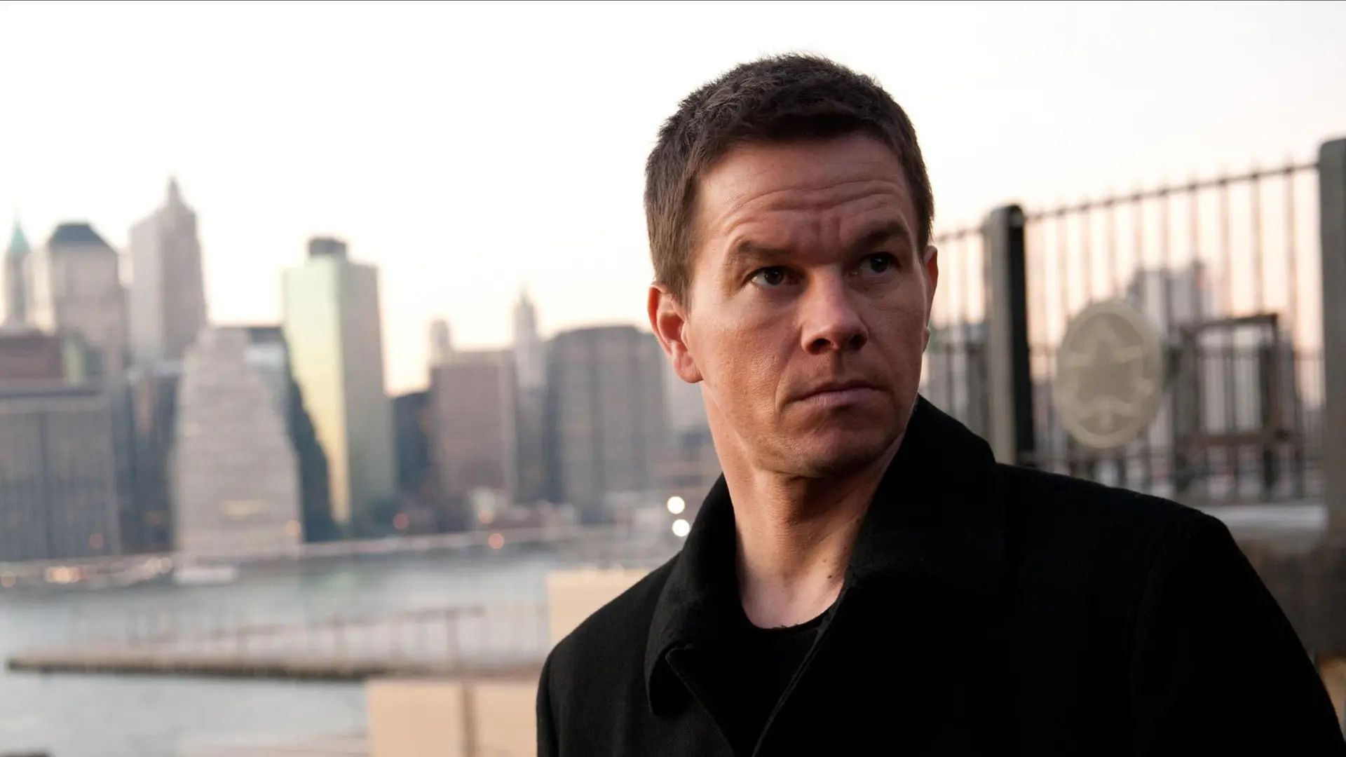 Billy Taggart with the city behind him in 2013's Broken City