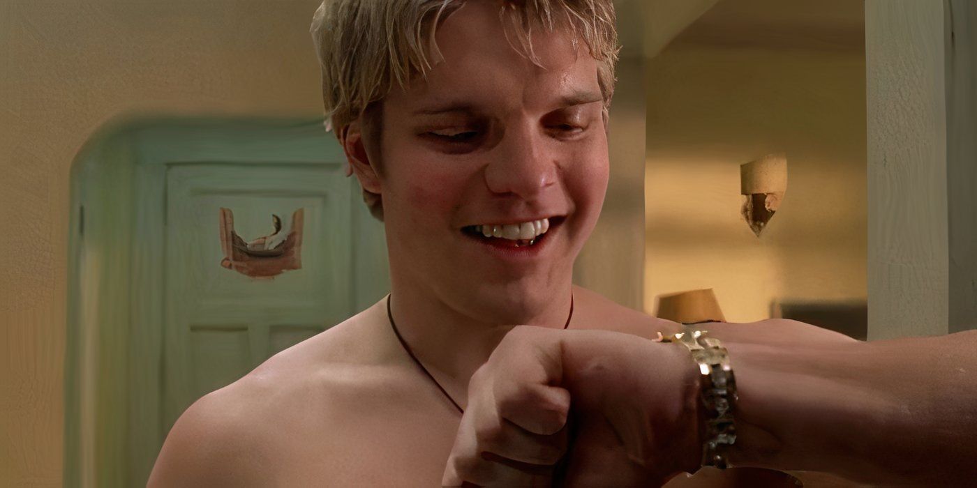 A still of Evan in his kitchen before Death comes for him in Final Destination 2.