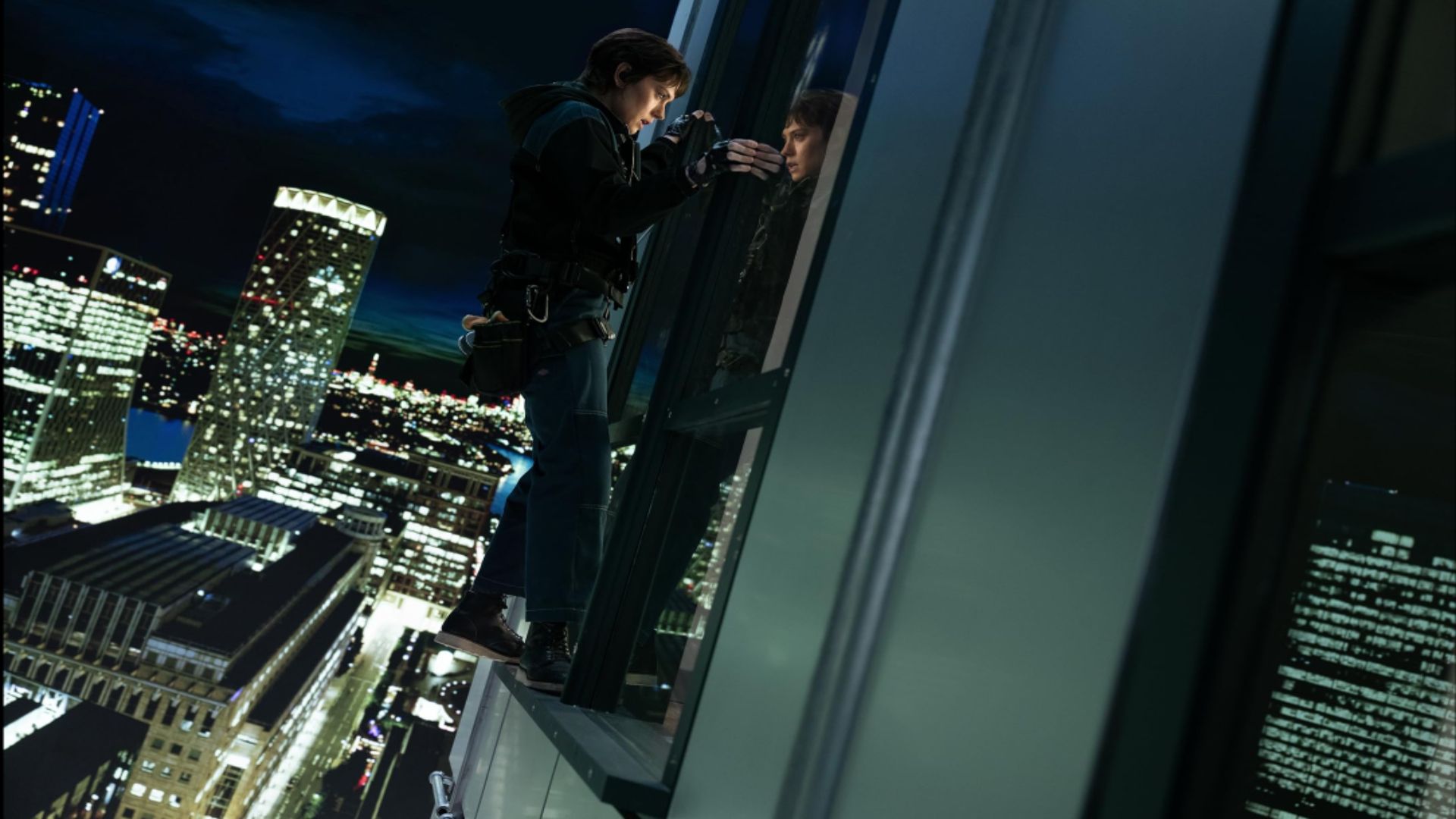 Daisy Ridley scales a building in the 2025 movie Cleaner