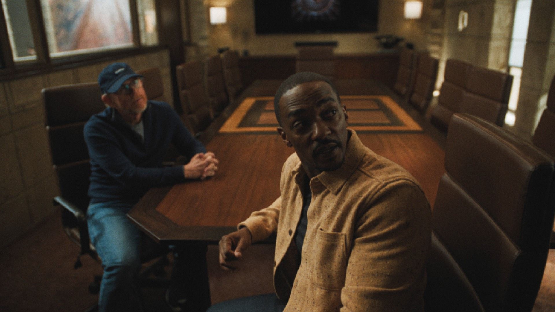 Anthony Mackie and Ron Howard in 'The Studio'