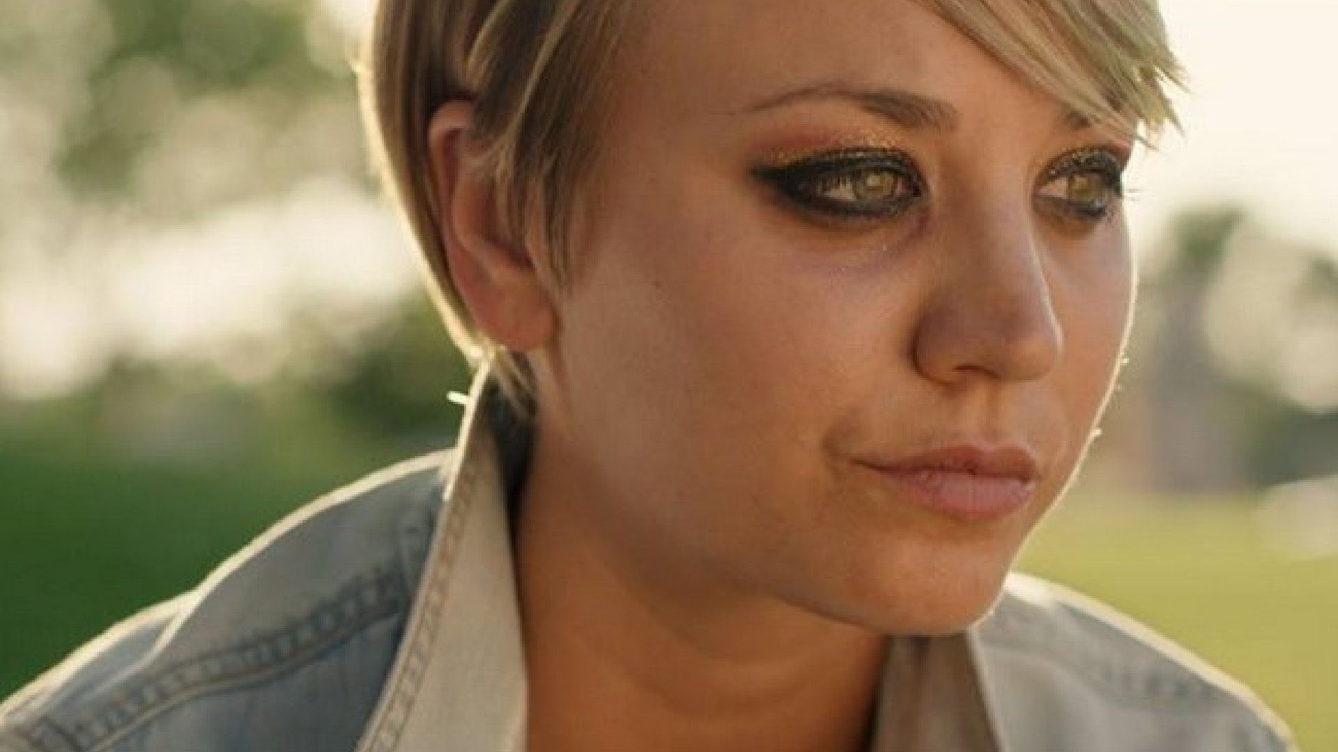Kaley Cuoco in Burning Bodhi