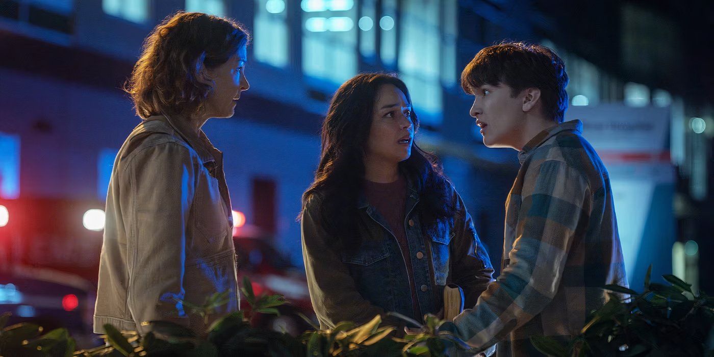 Darlene, Stefani (Kaitlyn Santa Juana), and Charlie (Teo Briones) discussing how to cheat Death in Final Destination Bloodlines.