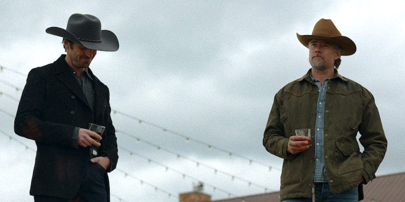 Eoin Macken's Davis Collins and Josh Duhamel's Staten Kirkland having a drink together in Ransom Canyon