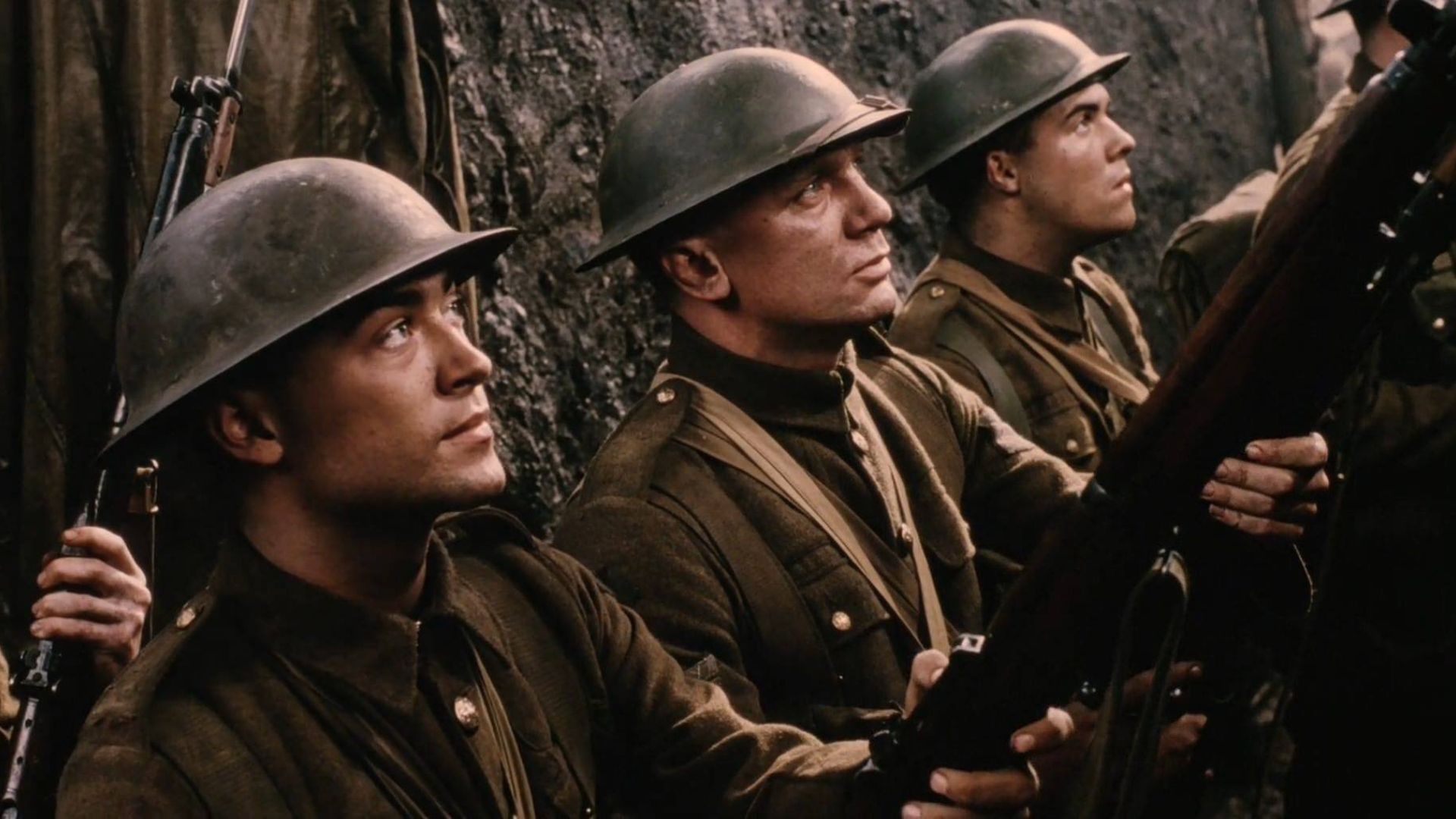 Daniel Craig in the 1999 war movie The Trench