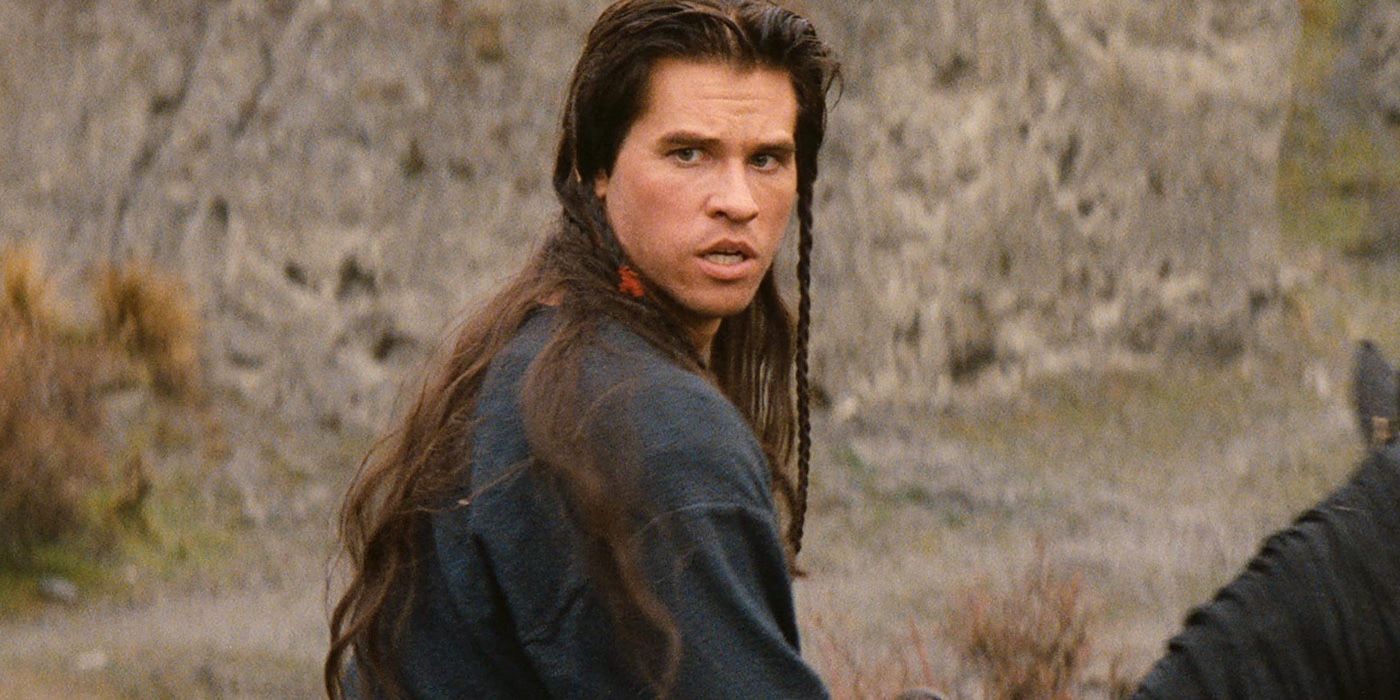 Val Kilmer's Madmartigan riding a horse in Willow