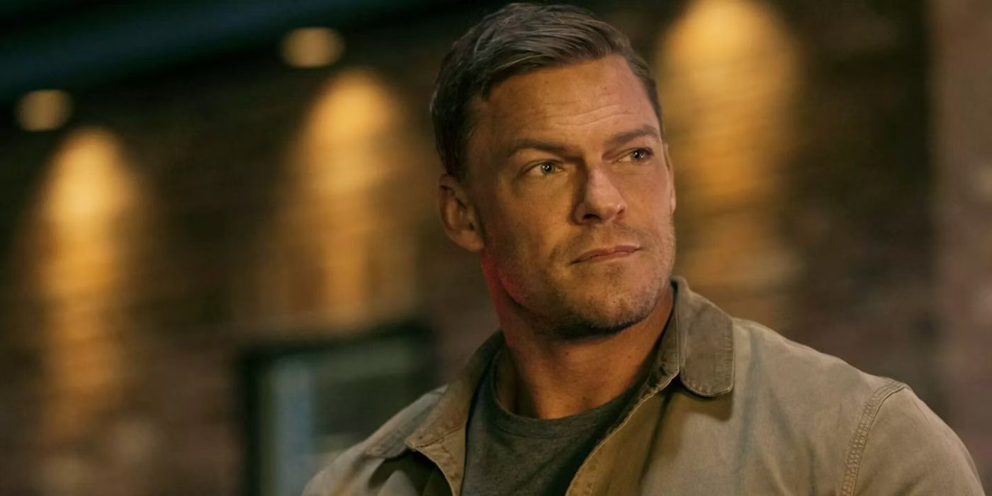 Alan Ritchson stars in Reacher