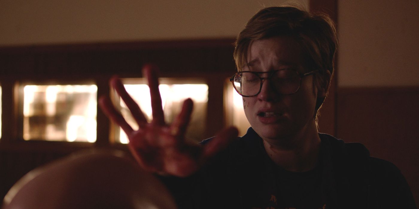 'So Fades the Light' Review: Indie Thriller Explores a Former Cult Member's Trauma