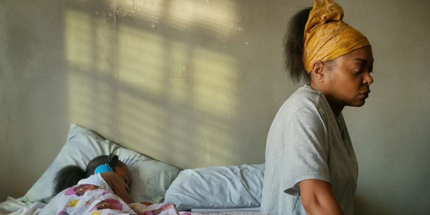 Taraji P. Henson as Janiyah with her daughter, Aria, in Straw