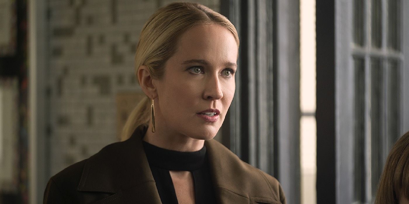 Anna Camp as Reagan Lockwood in You