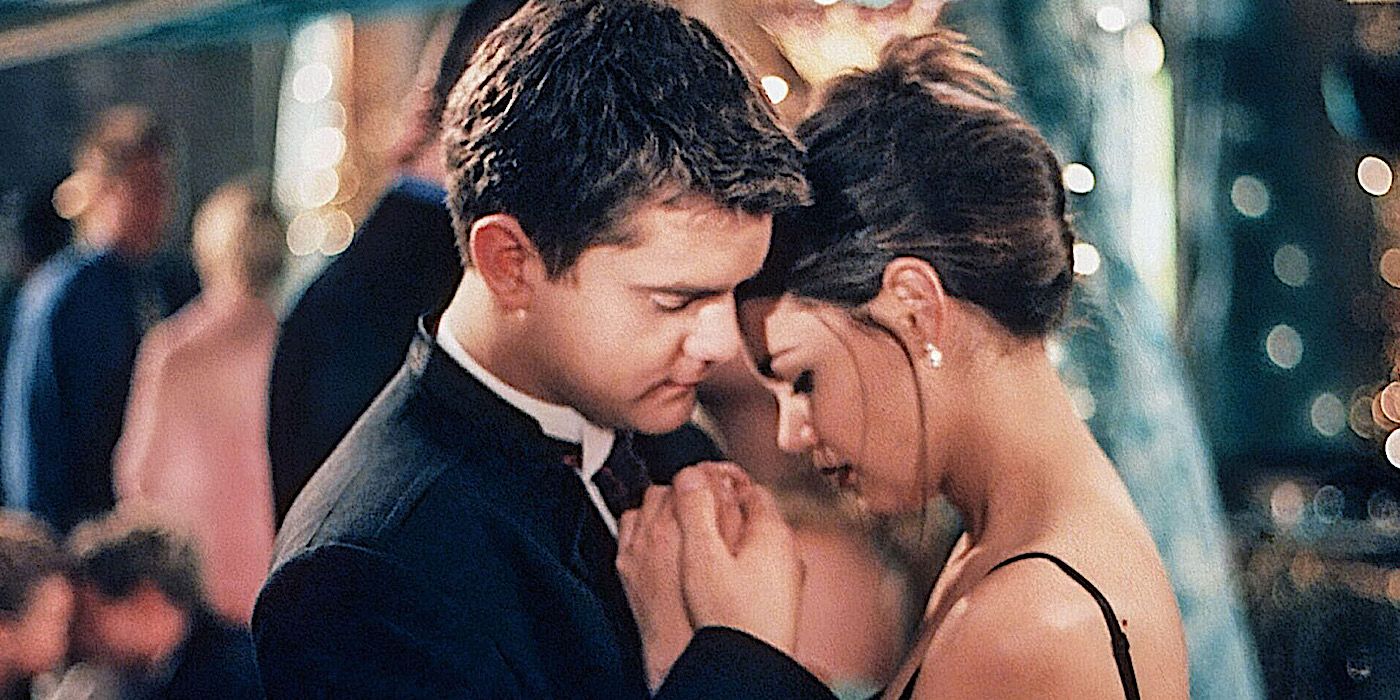 Katie Holmes and Joshua Jackson are Having a 'Dawson's Creek' Reunion on 'Happy Hours'