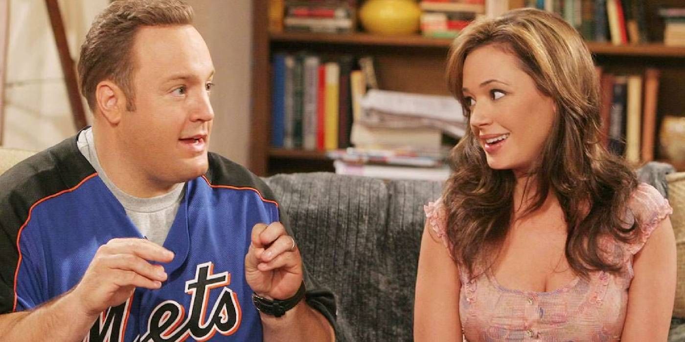 Kevin James and Leah Remini in The King of Queens