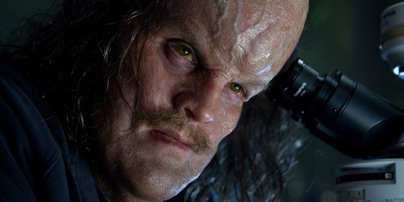 Peter Sarsgaard Teases Apple TV+ Adaptation of Cyberpunk Classic 'Neuromancer'