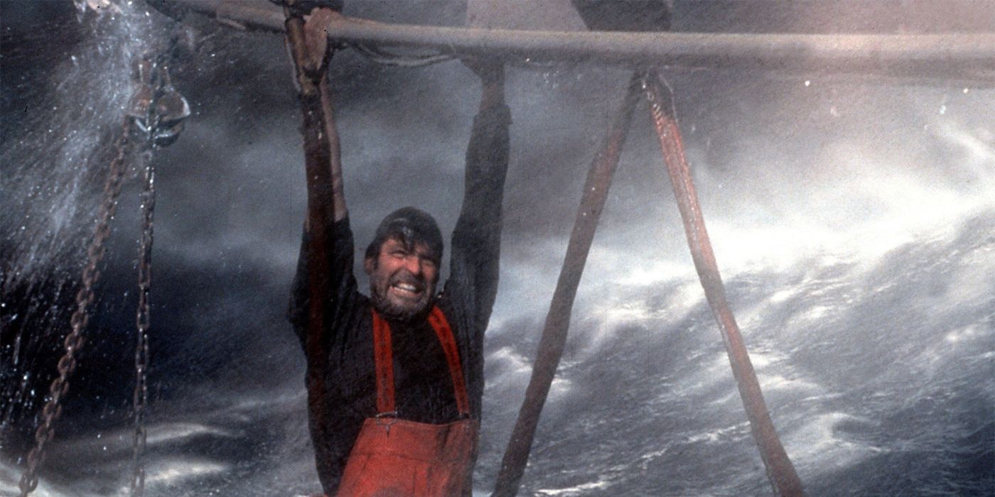 Billy Tyne (George Clooney) hangs on for dear life in The Perfect Storm (2000)