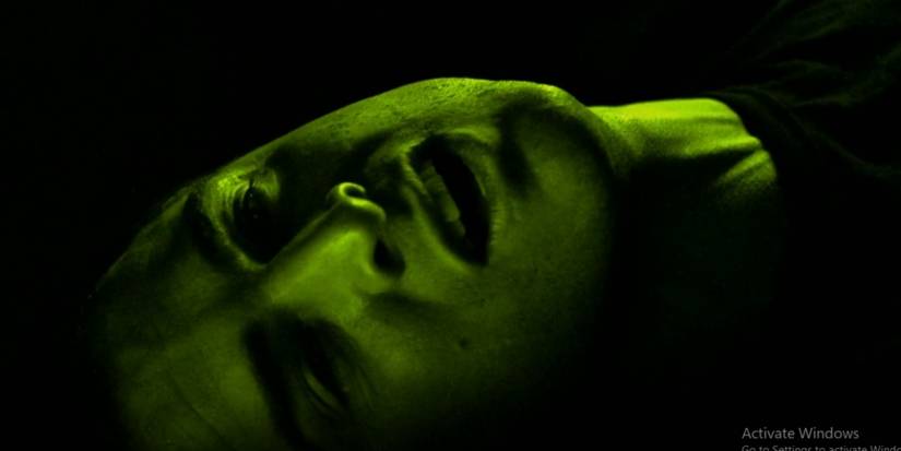 A scene from the CSI finale 'Grave Danger' (Directed by Quentin Tarantino)-2