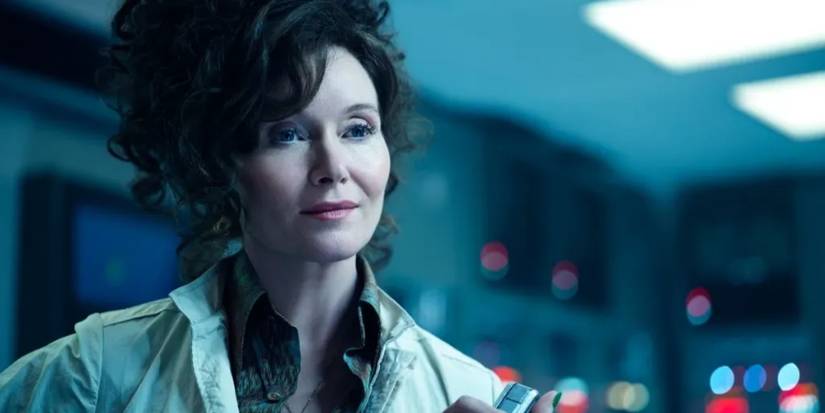Dame Sylvia wears a lab coat in Alien: Earth