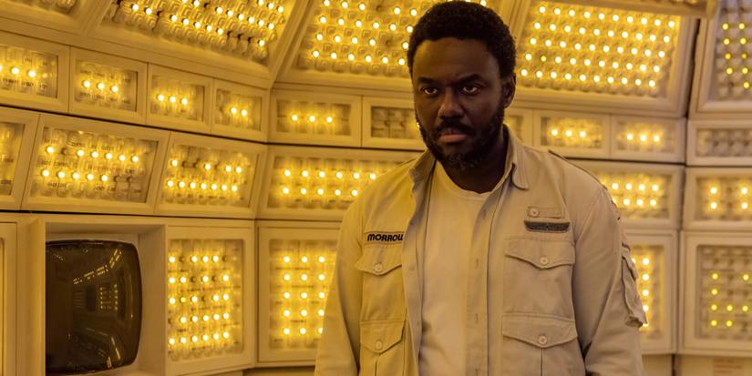 Morrow frowns in the womb room in Alien: Earth