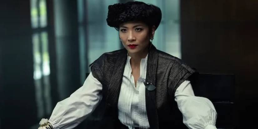 Yutani sits at her desk in Alien: Earth