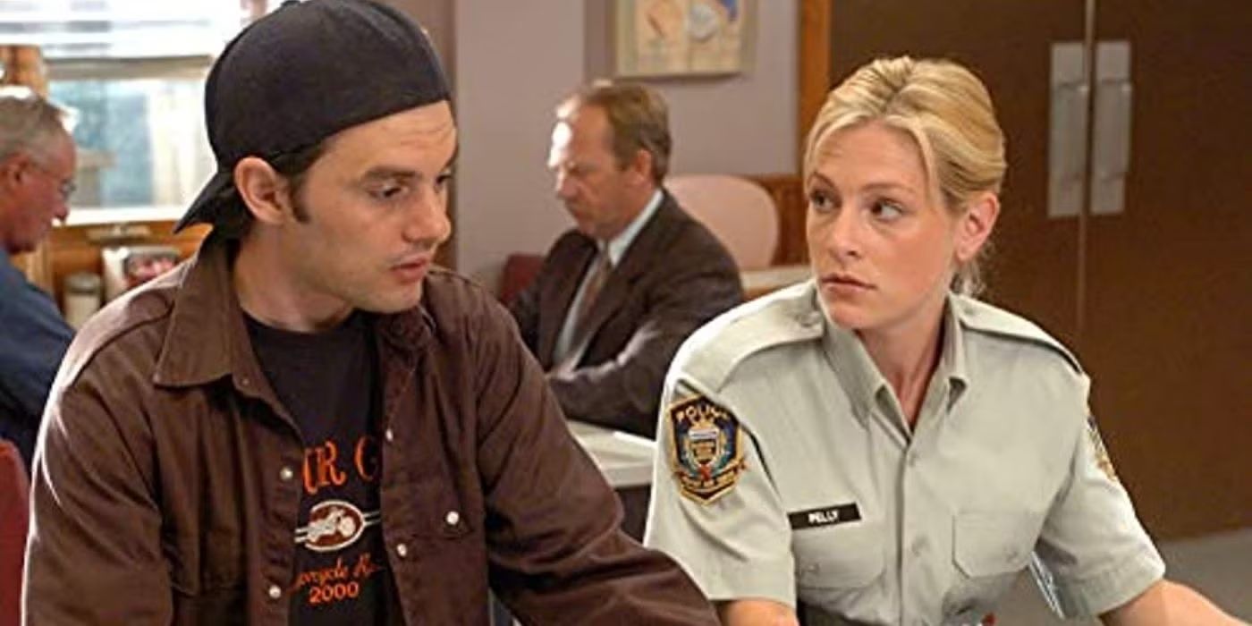 Hank (Fred Ewanuick) and Karen (Tara Spencer-Nairn) sit in the Ruby cafe on 