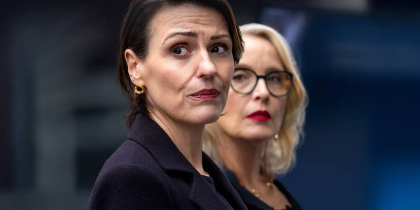 Suranne Jones and Julie Delpy in Hostage